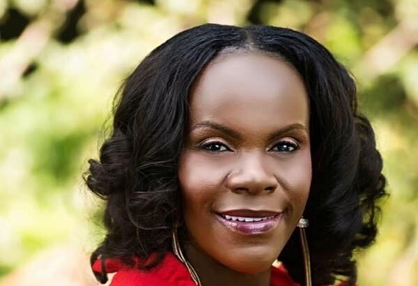 Humility Is Submitting To Others And Honoring Everyone