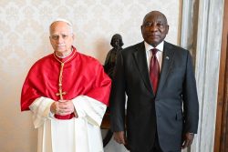 South African President Meets Pope Leo XIV Amid U.S. Boycott Controversy